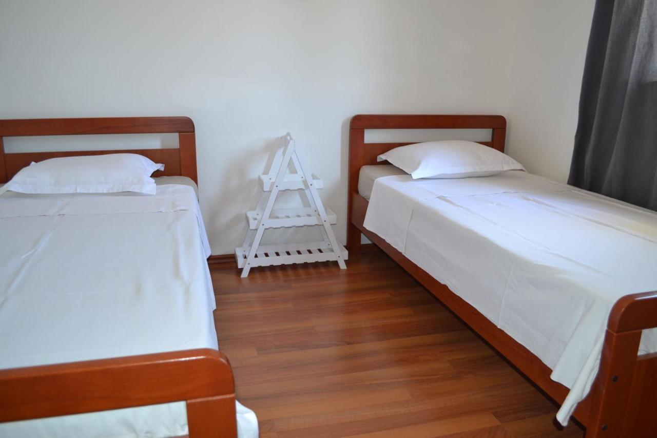 Apartments Lucija 스리마 외부 사진
