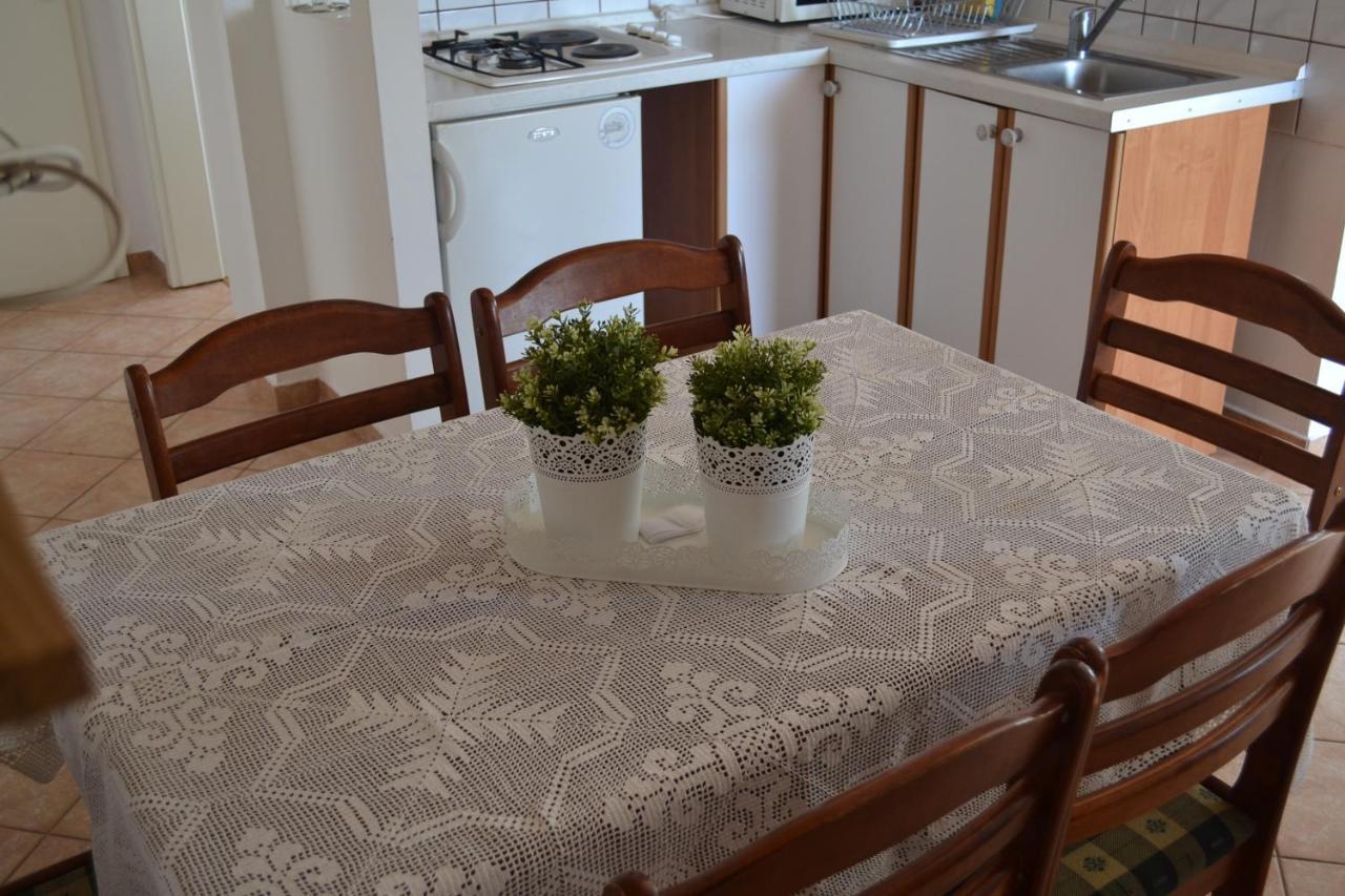 Apartments Lucija 스리마 외부 사진