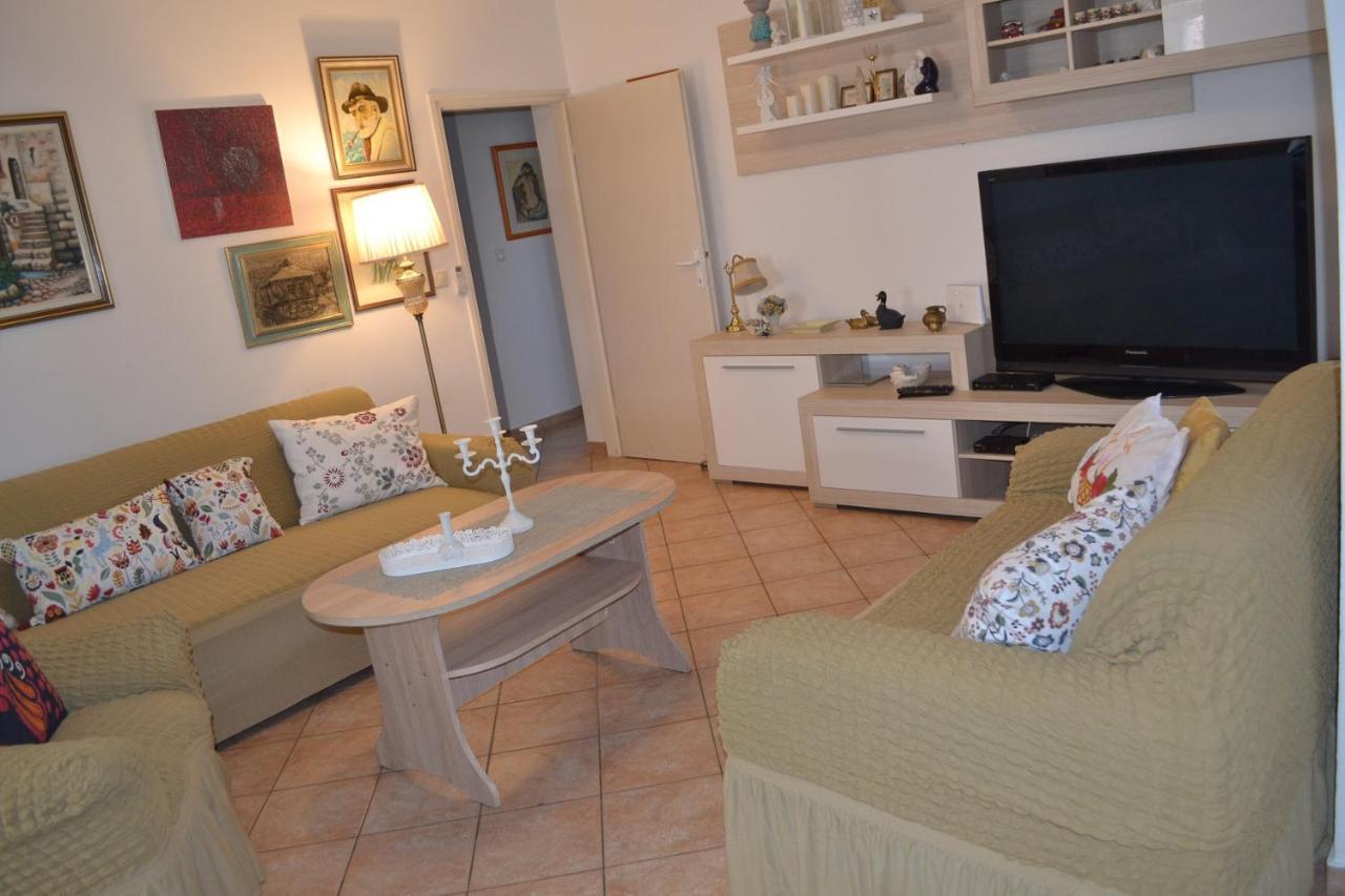 Apartments Lucija 스리마 외부 사진